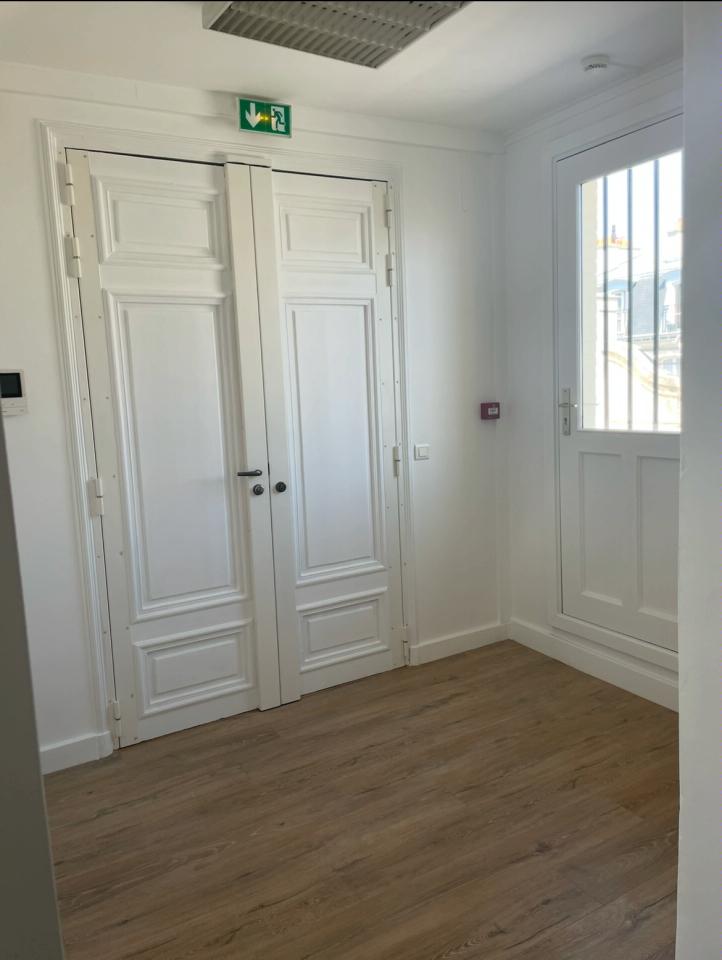 Bureau Paris 50m² Location bureau Paris OLBUR2533071 1